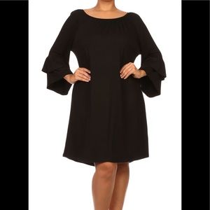 🔥 SOLD OUT!!🔥Plus Size Dress w/ Bell Sleeves